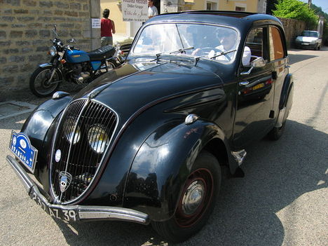 Peugeot 5 Peugeot 202 (1938-1948)