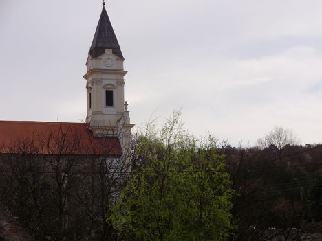 Sopronbánfalva -templom hívogató tornya