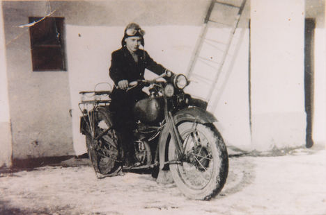 Pénzes Imre (Muki) első motorbiciklije