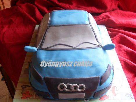 Audi A 4-es torta 1