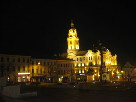 Pécs, Széchenyi tér