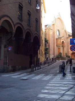 Bologna 8