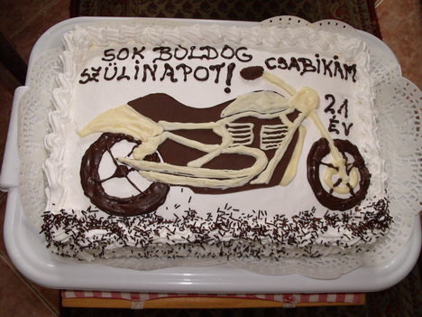 Motorbicikli torta