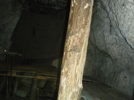 Solyomkői barlang