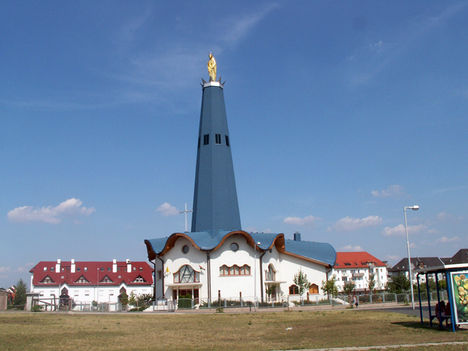 fatima-szuzanya-templom