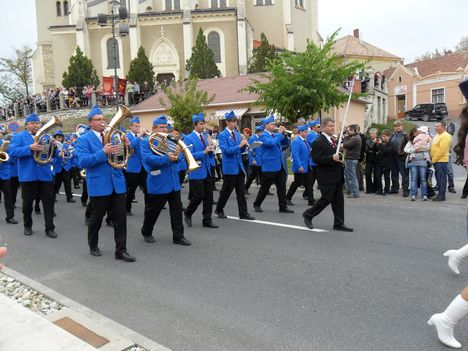 csoportok  13