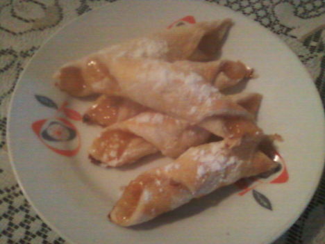 Leveles kifli
