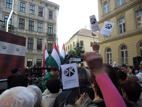 2012 Október 23, Egyetem tér. 16