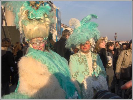 Csodás ruhák a karneválra.... 12