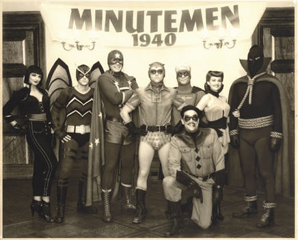 Minutemen a watchmanben ünnepel