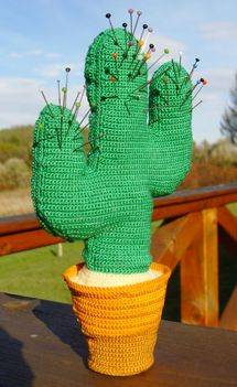 Kézimunkasuli - Horgolt kaktusz tűpárna