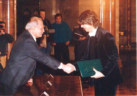 Bródy János - Kossuth díj  átvétele 2000-ben.