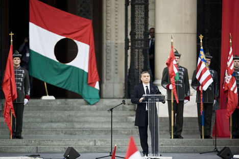 Orbán, a populista jobb futó