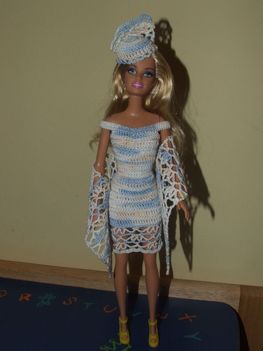Barbie ruha