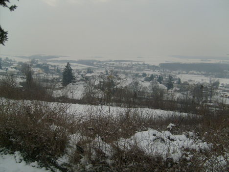 A falum téli képe