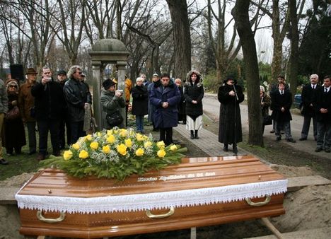 Kovács Apollónia-A Magyar Nóta Királynöjének temetése 32
