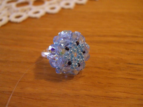 Kék swaris gyűrűcske