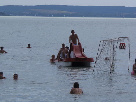 A Balatonnál... 13