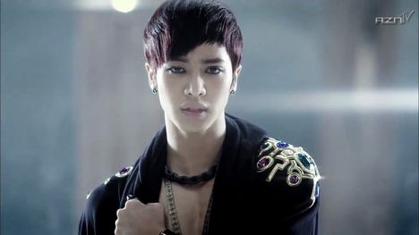 Gi Kwang33