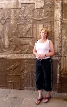 Ildikó Hathor dendarai templomában
