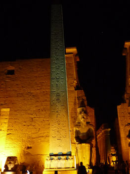 Luxor éjjel