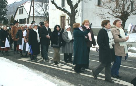 VI. Pilisi Kavalkád-Fánkfesztivál (oslovma.hu) 38