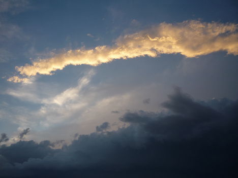 2012 június Felhők és napfény.
