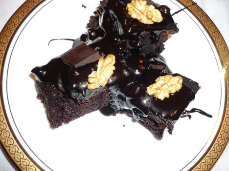 Csokoládés - Diós Brownie