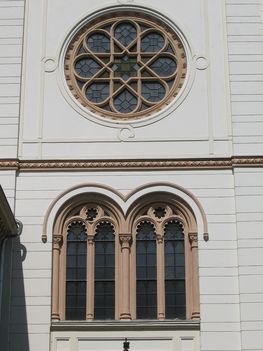 A Zsinagóga ablakai