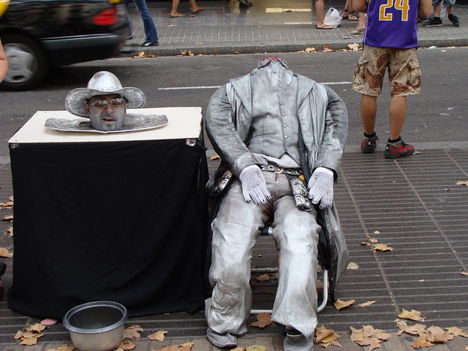 Barcelonai élő szobor