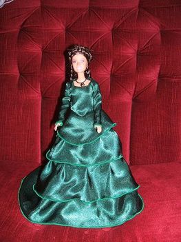 Sissi Királyné zöld selyem ruhájának másolata