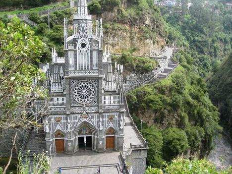 El Santuario de las Lajas – katedrális a szurdok felett2