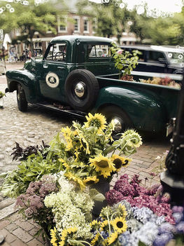vintage-flower-truck-nantucket-tammy-wetzel