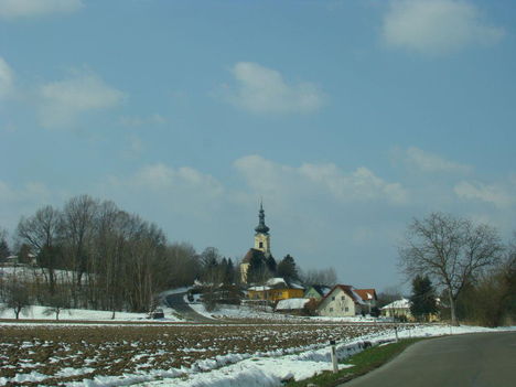 37 Egy picike templom Ausztriában , valamikori magyar területen