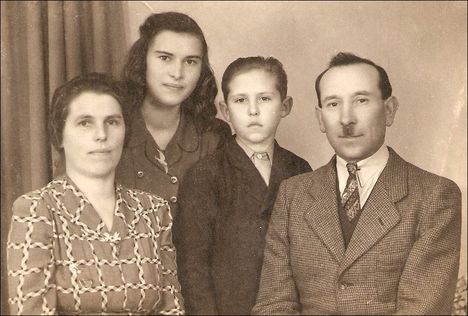 Vitéz család 1948 körül