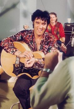 Elvis Presley 18