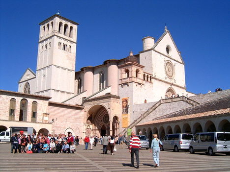 HPIM2701 assisi bazilika