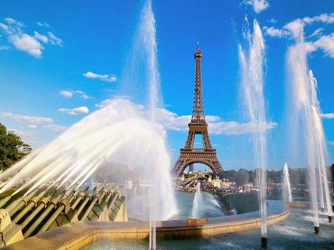 Eiffel és a vizi ágyúk a Trocaderon