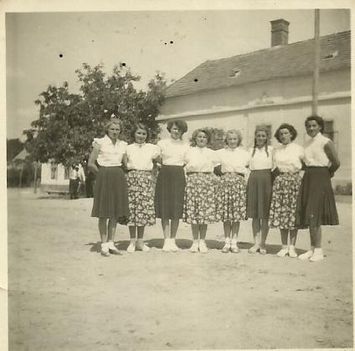 Táncosok 1952.