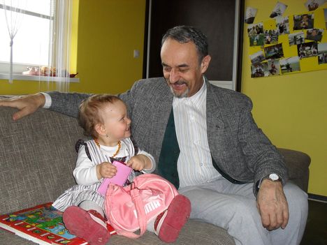 Fruzsina-Papa.-.--