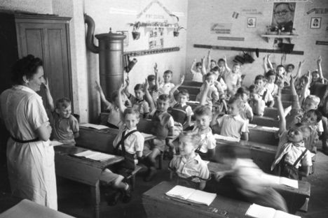 Iskola,1948