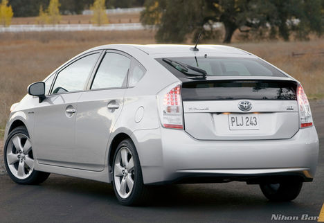 TOYOTA_PRIUS_004