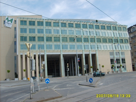 A Corvinus Egyetem új épülete beköltözés előtt  016