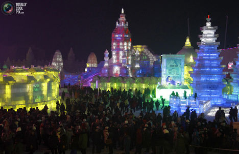 HARBIN INTERNATIONAL ICE FESTIVAL 2011 25