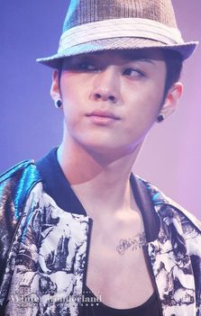 Jun Hyung 45