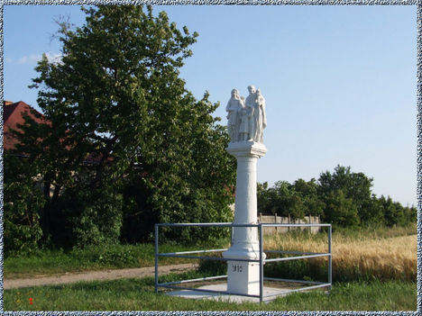 Szent Család-szobor,2013