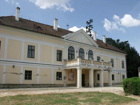 Szany, Püspöki kastély Győr-Moson-Sopron megye_n
