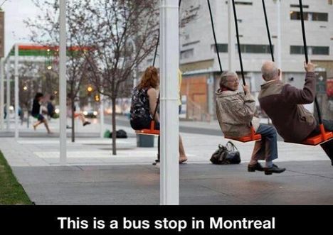 Egy buszmegálló, a kanadai Montrealban