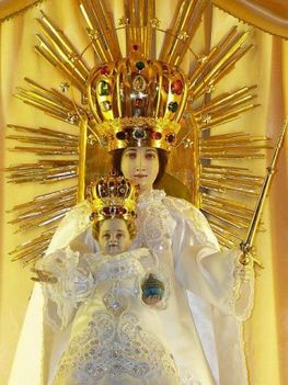 Szűz Mária pártus királynő gyermekével