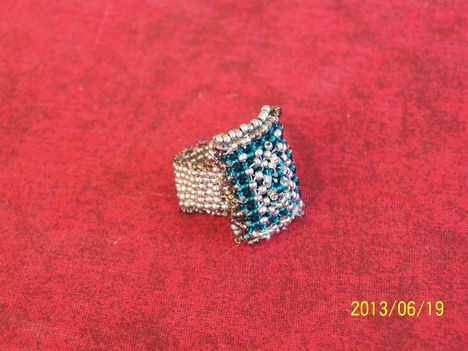kék ezüst gyűrű 